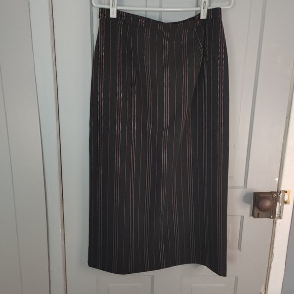 2/$40 Vanity Fair Dress Suit - Picture 3 of 9